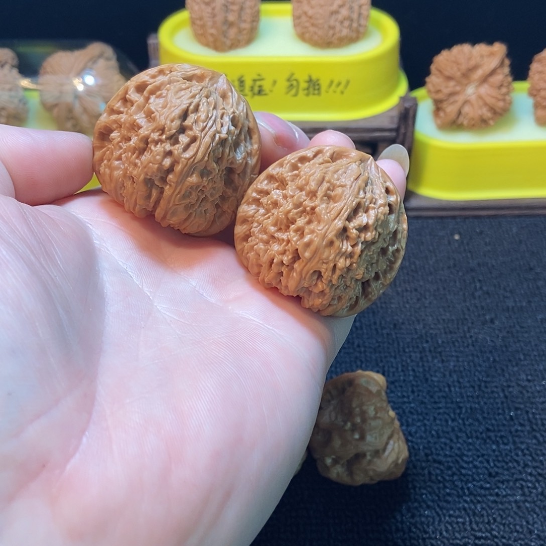 核桃文玩核桃把件南疆石42微修