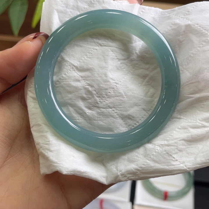 翡翠手镯未镶嵌?****?翡翠手镯51.5分单