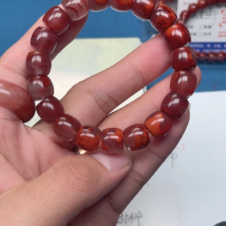 南红玛瑙未镶嵌手链
