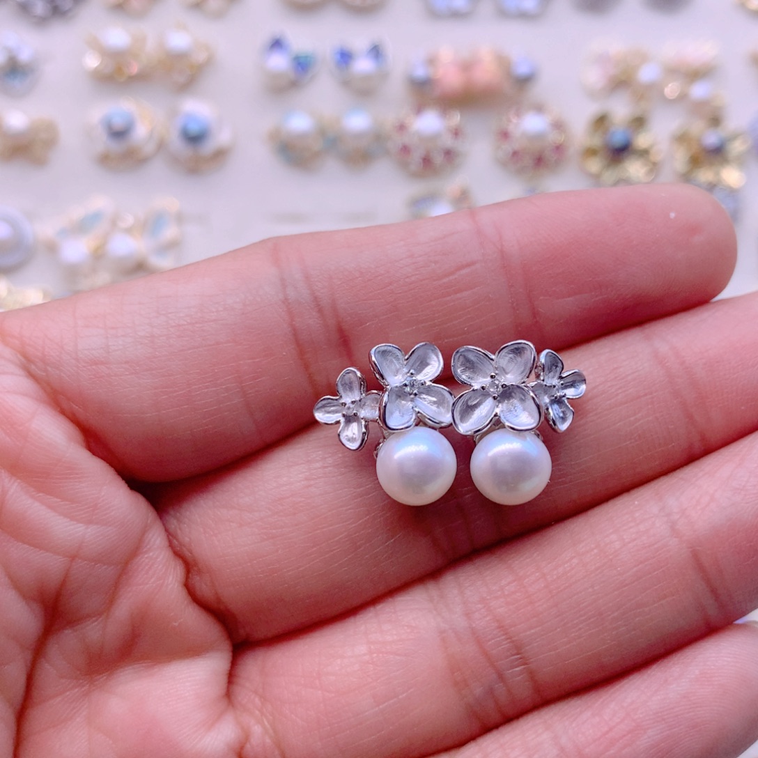 淡水珍珠耳饰合金