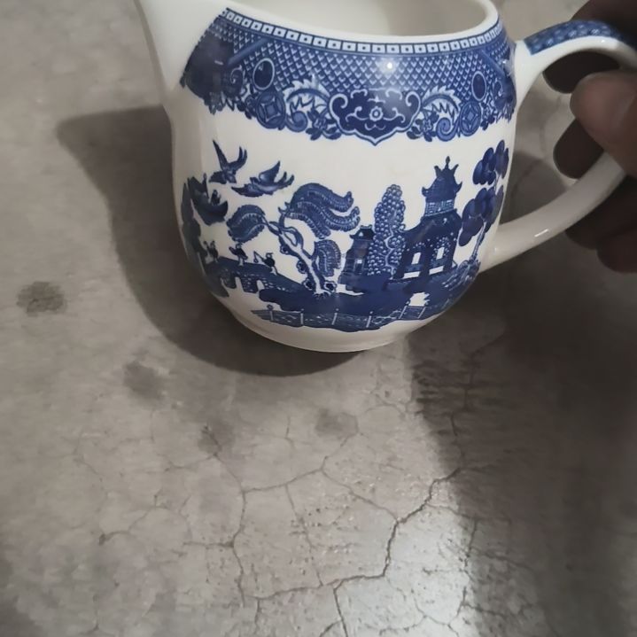 陶瓷盘子碗啥都有