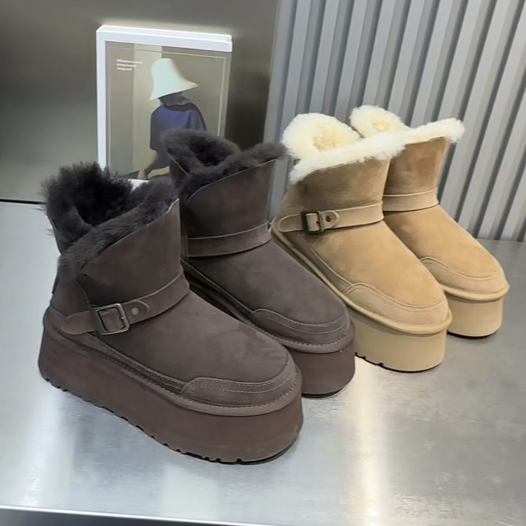 冬季加绒保暖雪地靴女款厚底一体防滑圆头休闲棉靴时尚百搭