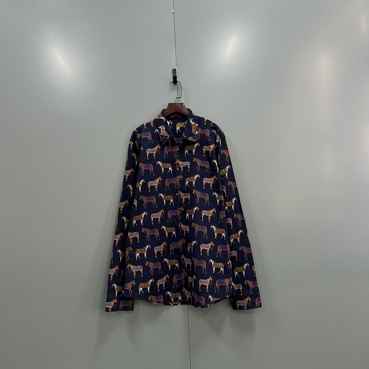 95新 GUCCI/古驰 （bb1）蓝色小马满印衬衫 41码/7800/fg202841