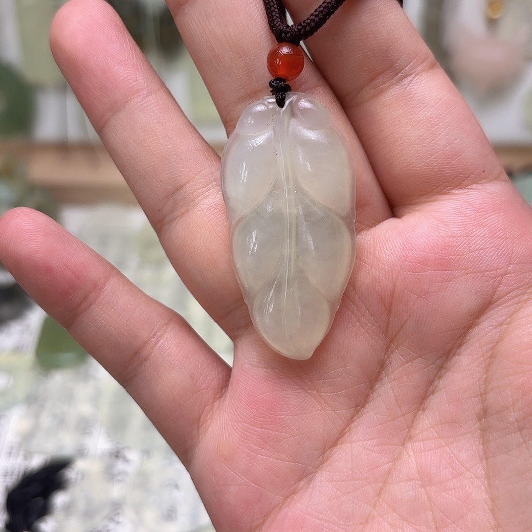 蛇纹石玉合金颈饰