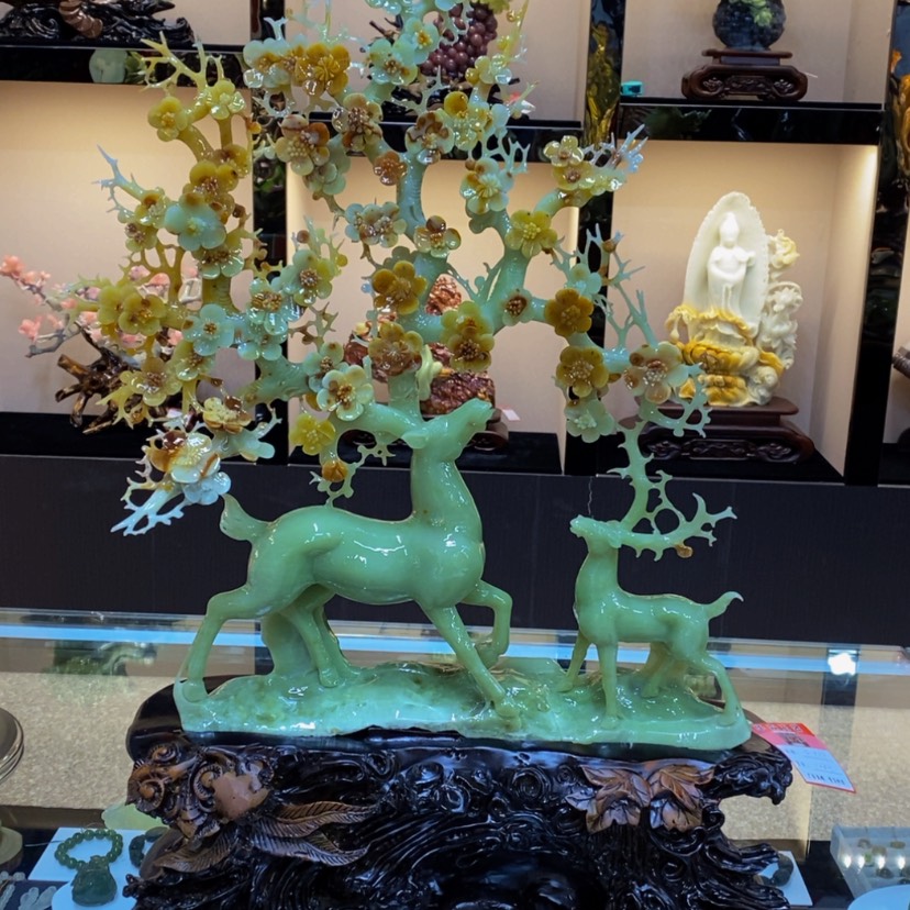 【闪购商品】蛇纹石玉摆件未镶嵌