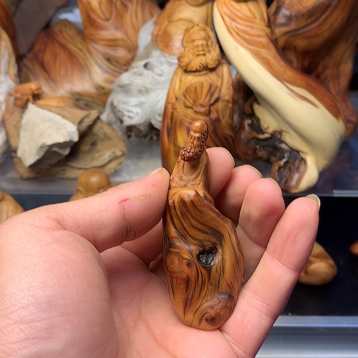 过***客柏木一物一拍自带香味