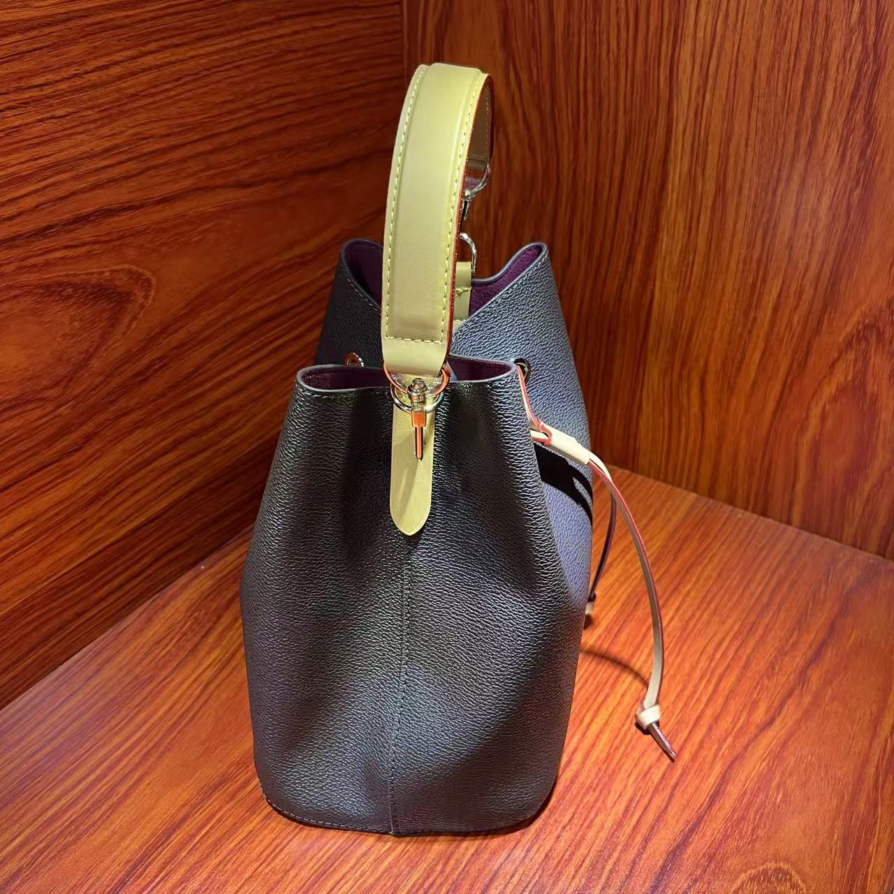 【TT】小水桶新款时尚休闲百搭真皮【真皮女包】高货17