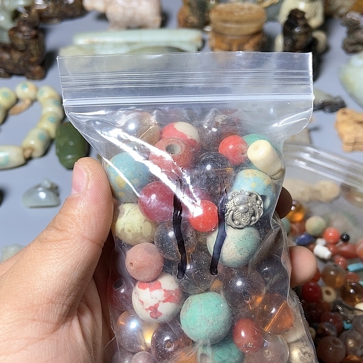 和田玉未镶嵌颈饰50开左右