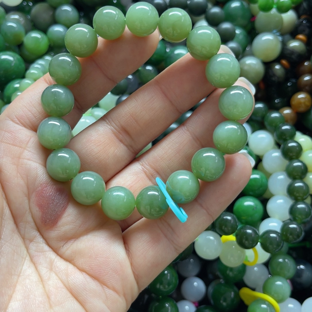 和田玉手链未镶嵌