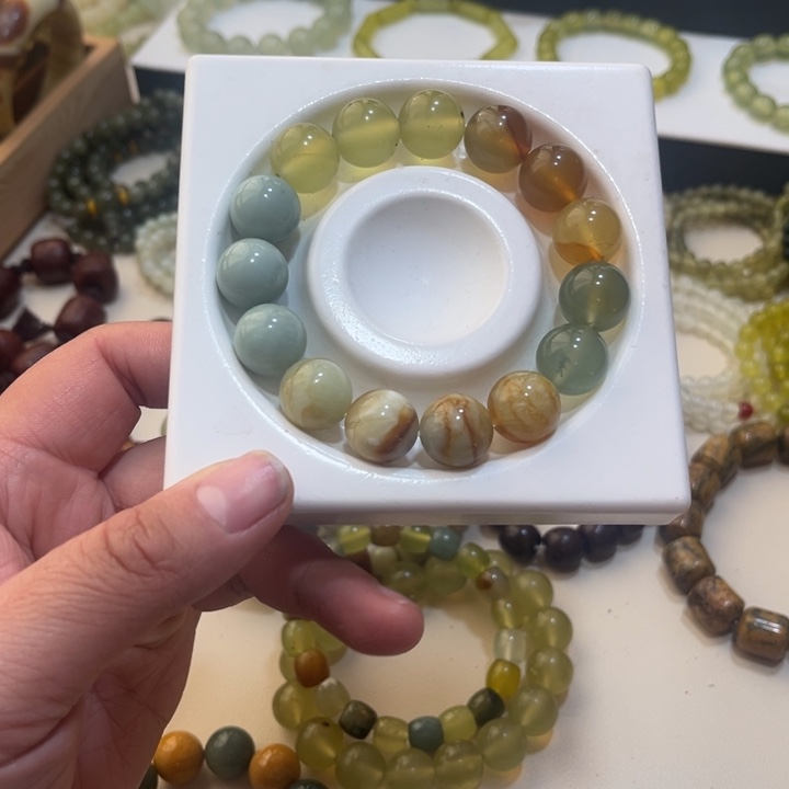 蛇纹石玉未镶嵌手链卡14微瑕