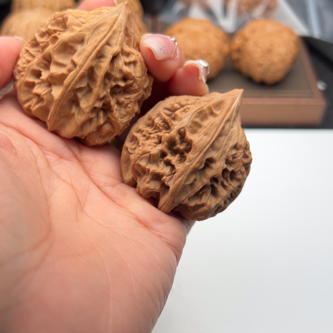 文玩核桃把件火苗