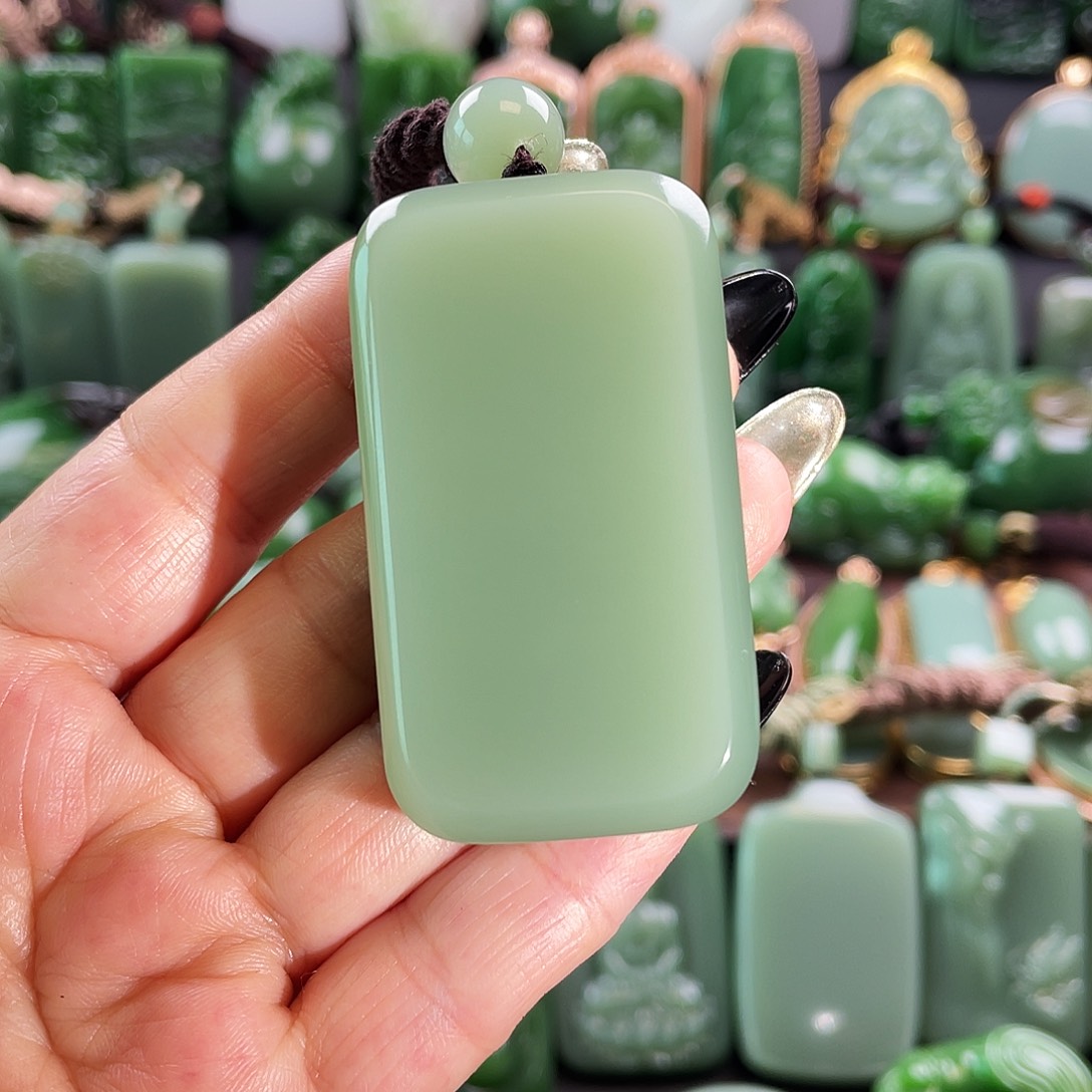 和田玉挂件未镶嵌立****家