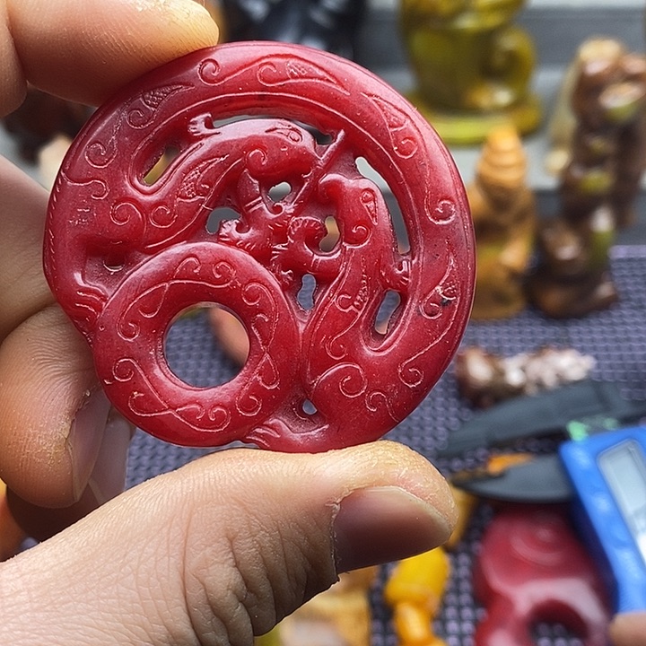 未镶嵌蛇纹石玉颈饰