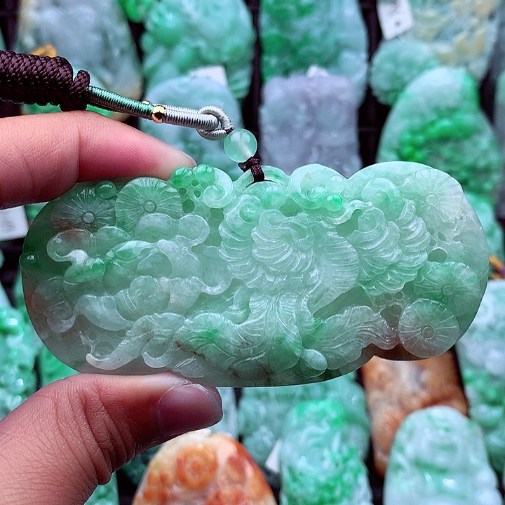 翡翠吊坠(不含链)未镶嵌