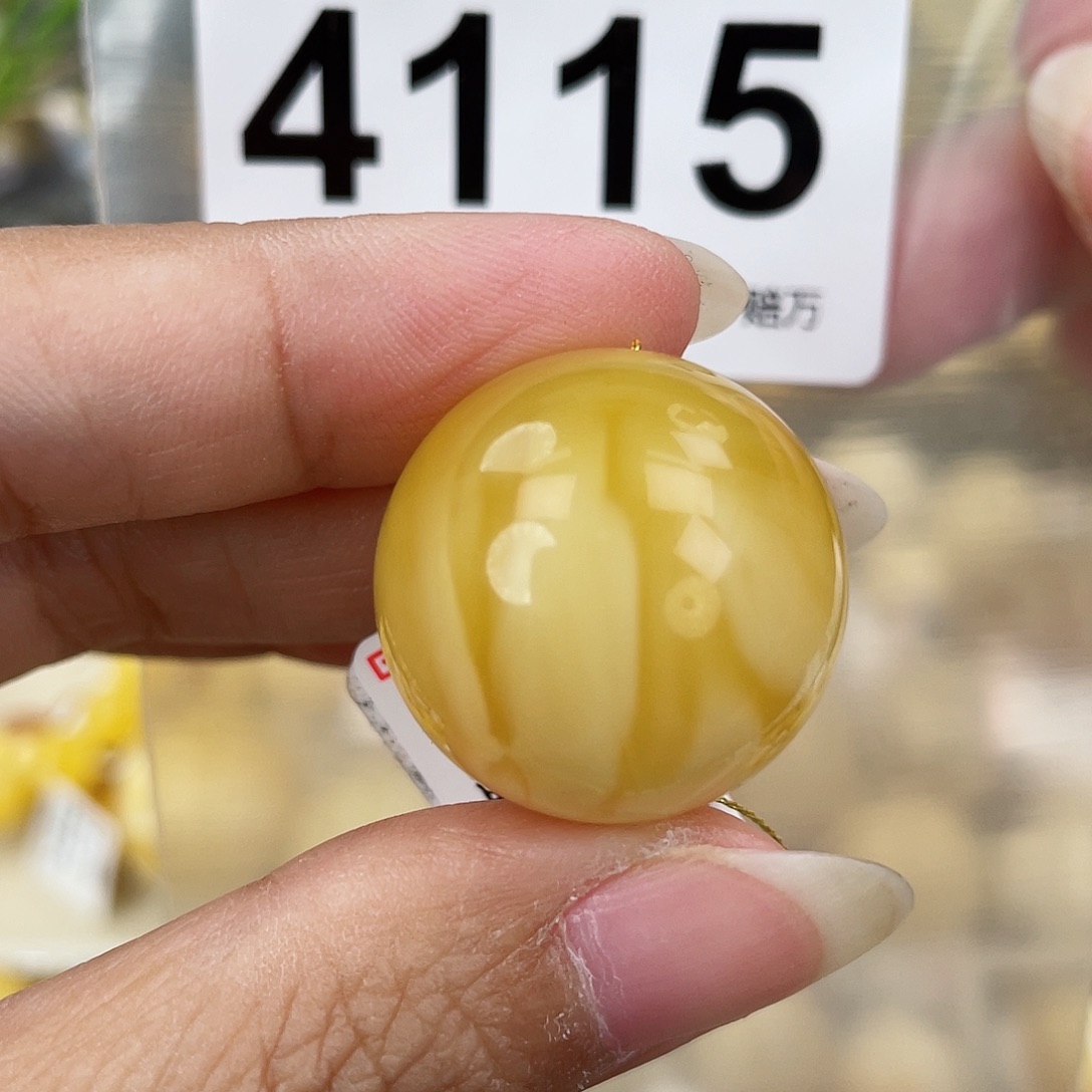 蜜蜡未镶嵌裸石23.5水线纹