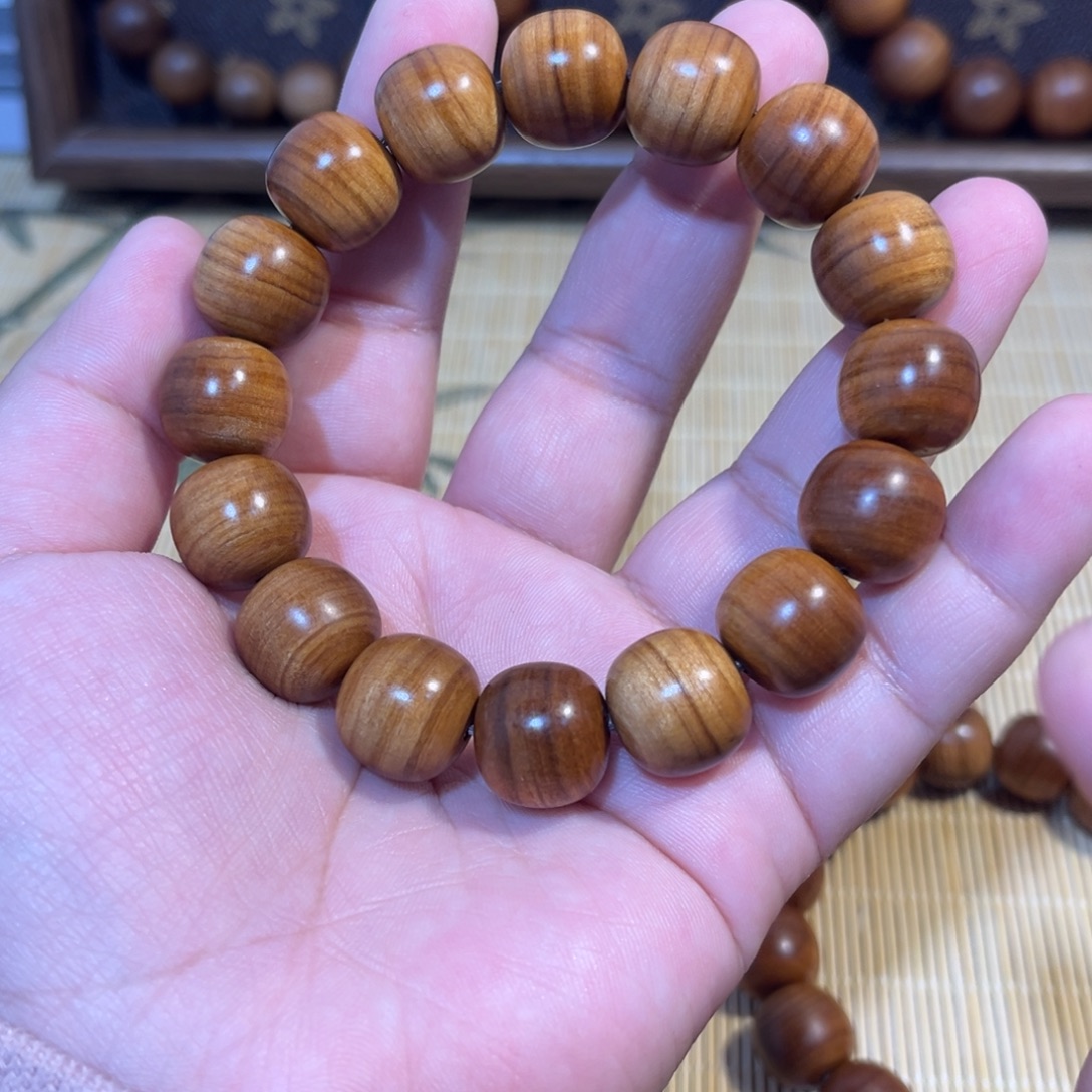 檀香木老山檀1314手串