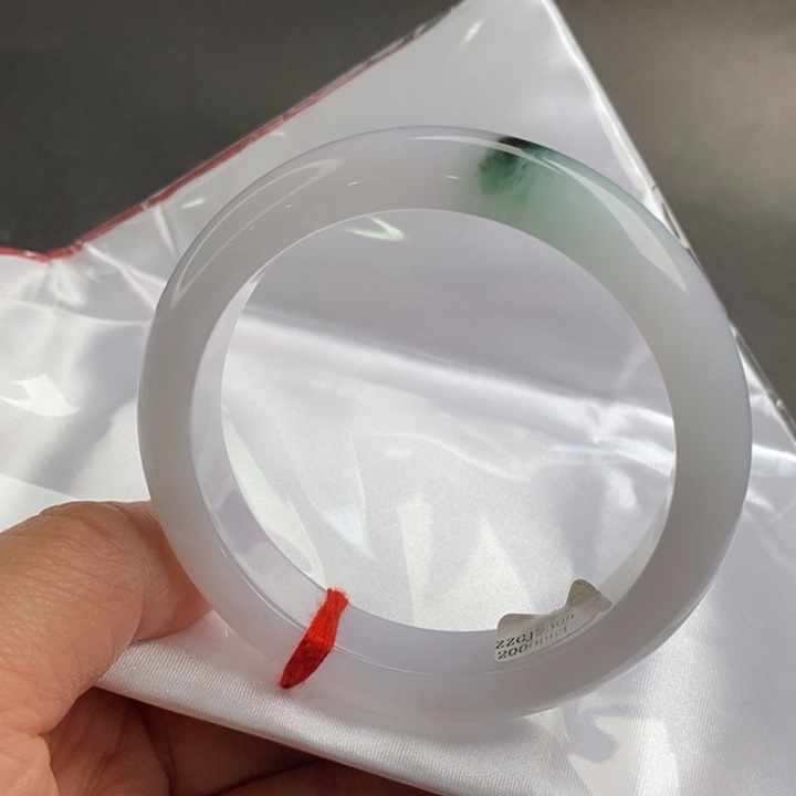 翡翠手镯未镶嵌57.2圈