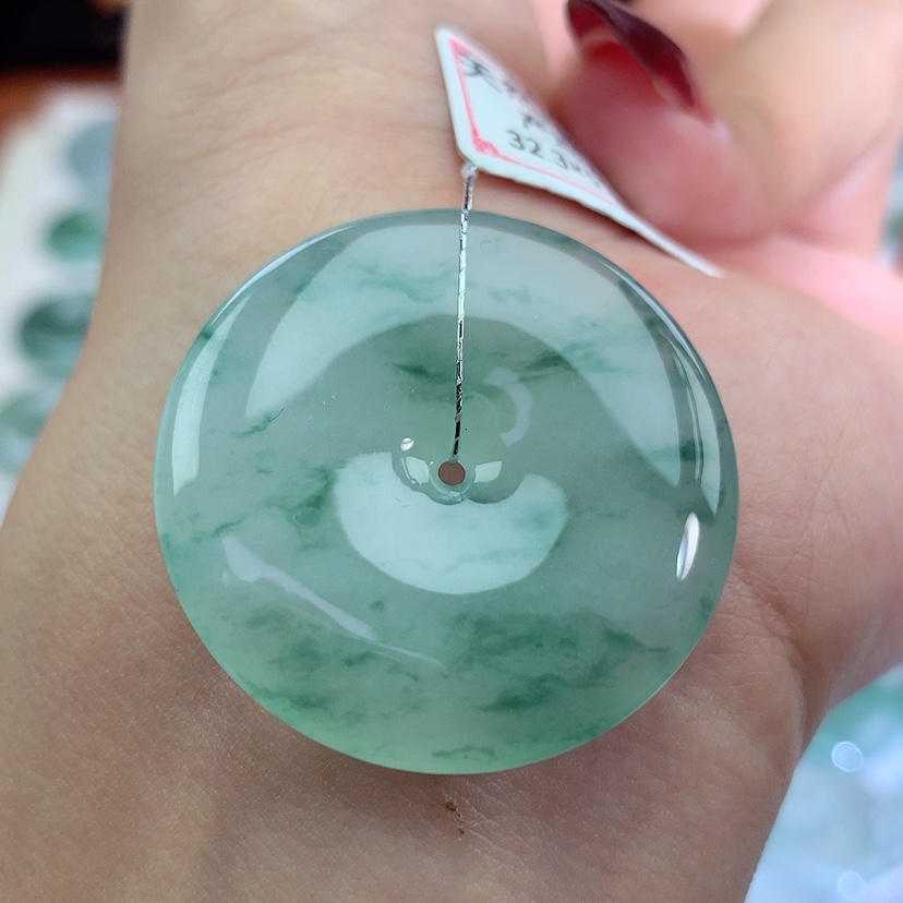 【闪购商品】翡翠吊坠(不含链)未镶嵌