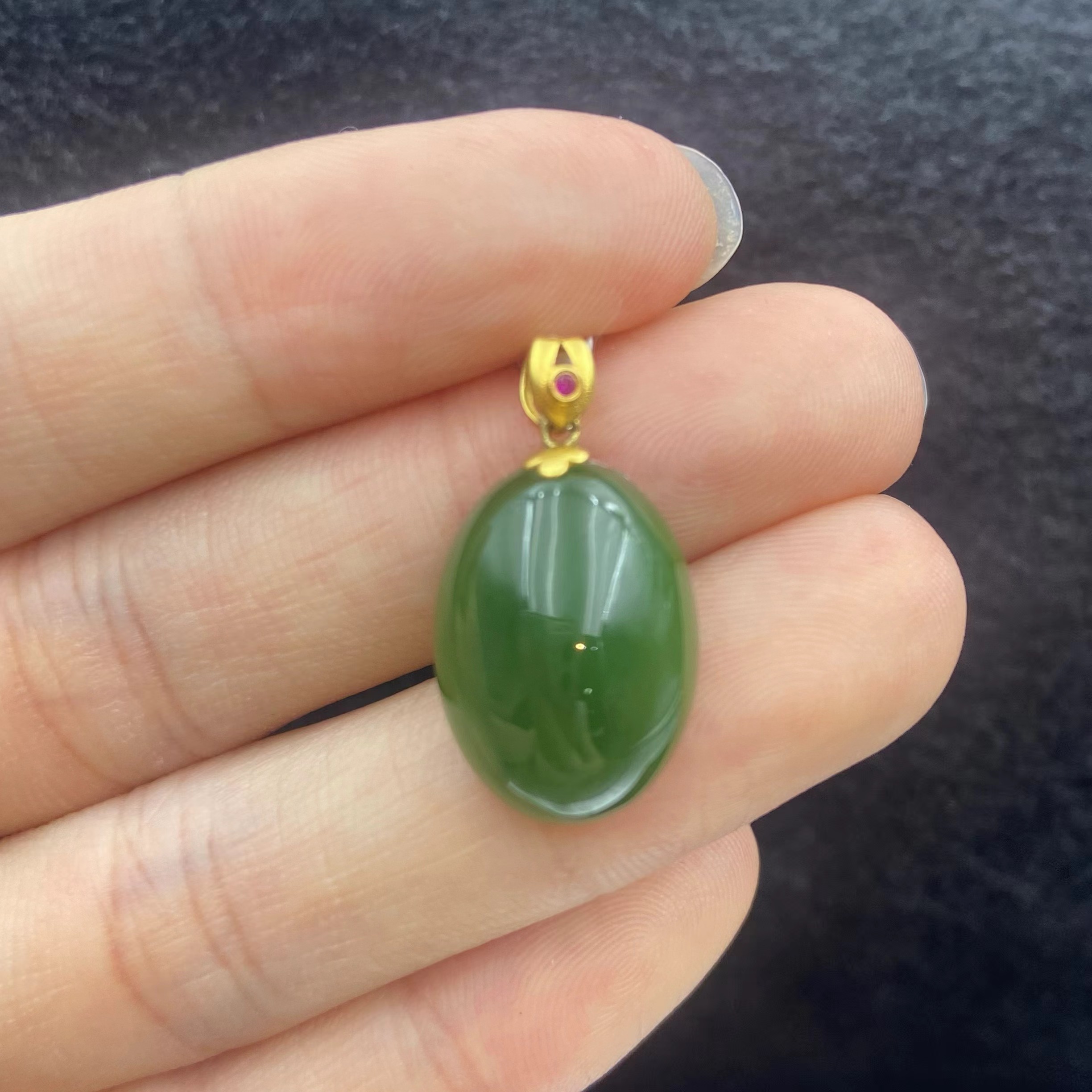 【同庆珍品】18k金和田碧玉蛋面吊坠 不含链  Y17