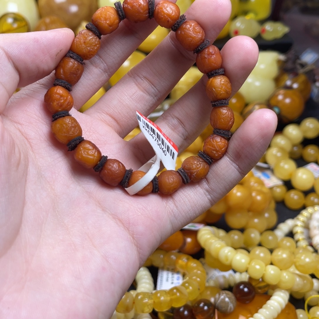 琥珀未镶嵌珠宝奇石