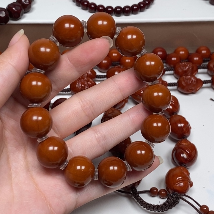 独***者橄榄核雕刻工艺的发展