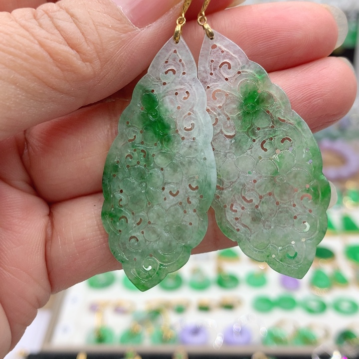 翡翠18K金镶嵌耳饰