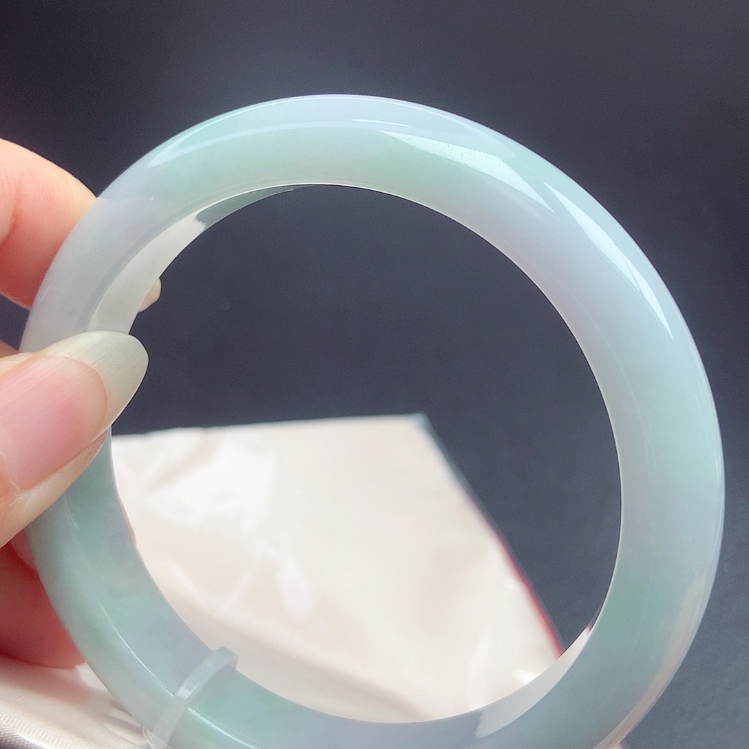 翡翠未镶嵌手镯61.4圈口