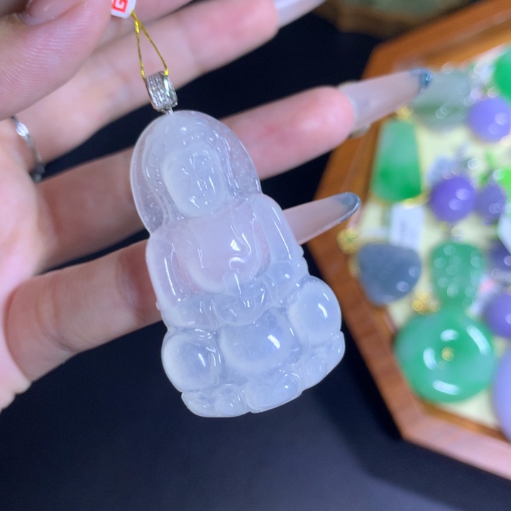 颈饰18K金镶嵌翡翠天然