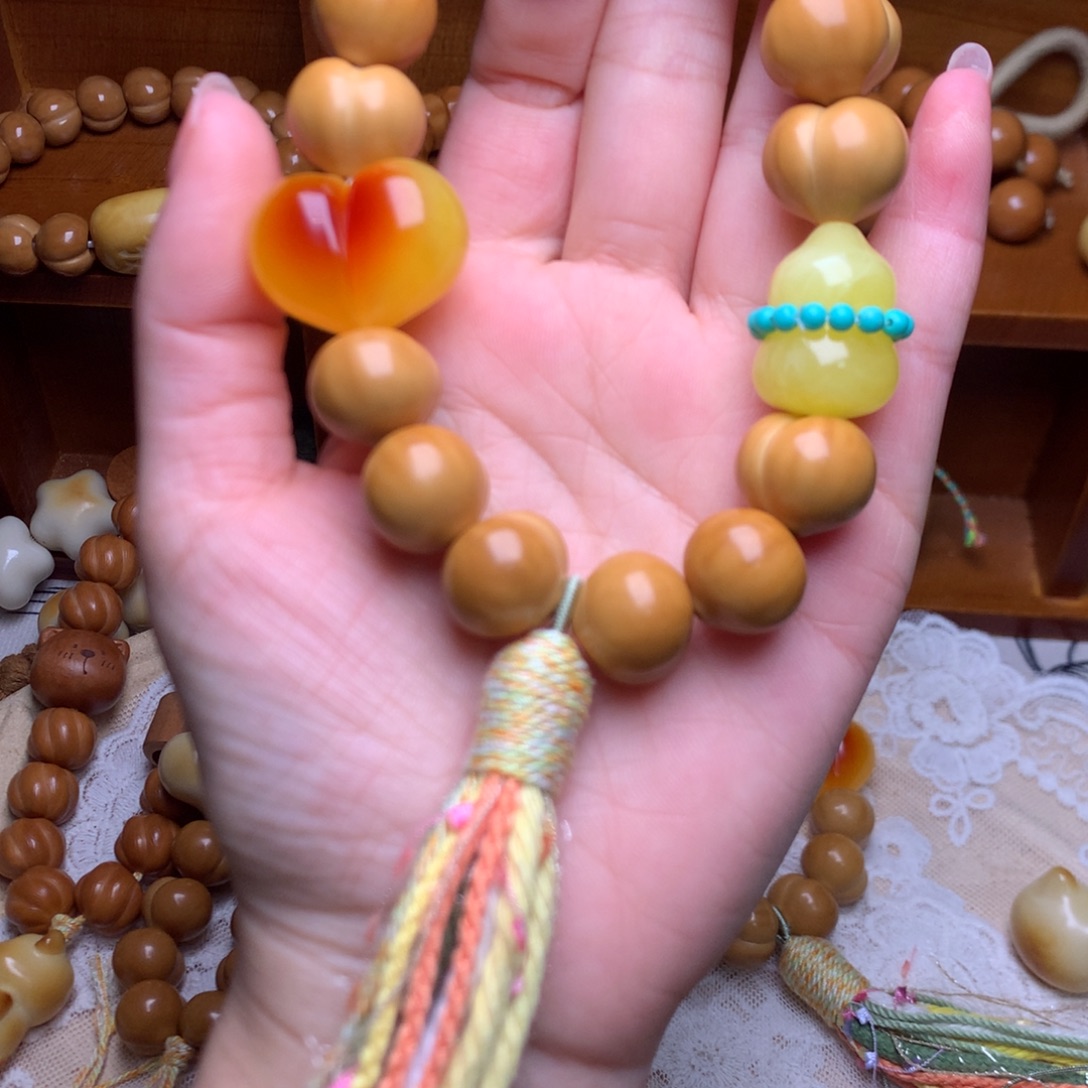 猴头核桃吊坠15高定屁桃手持定制