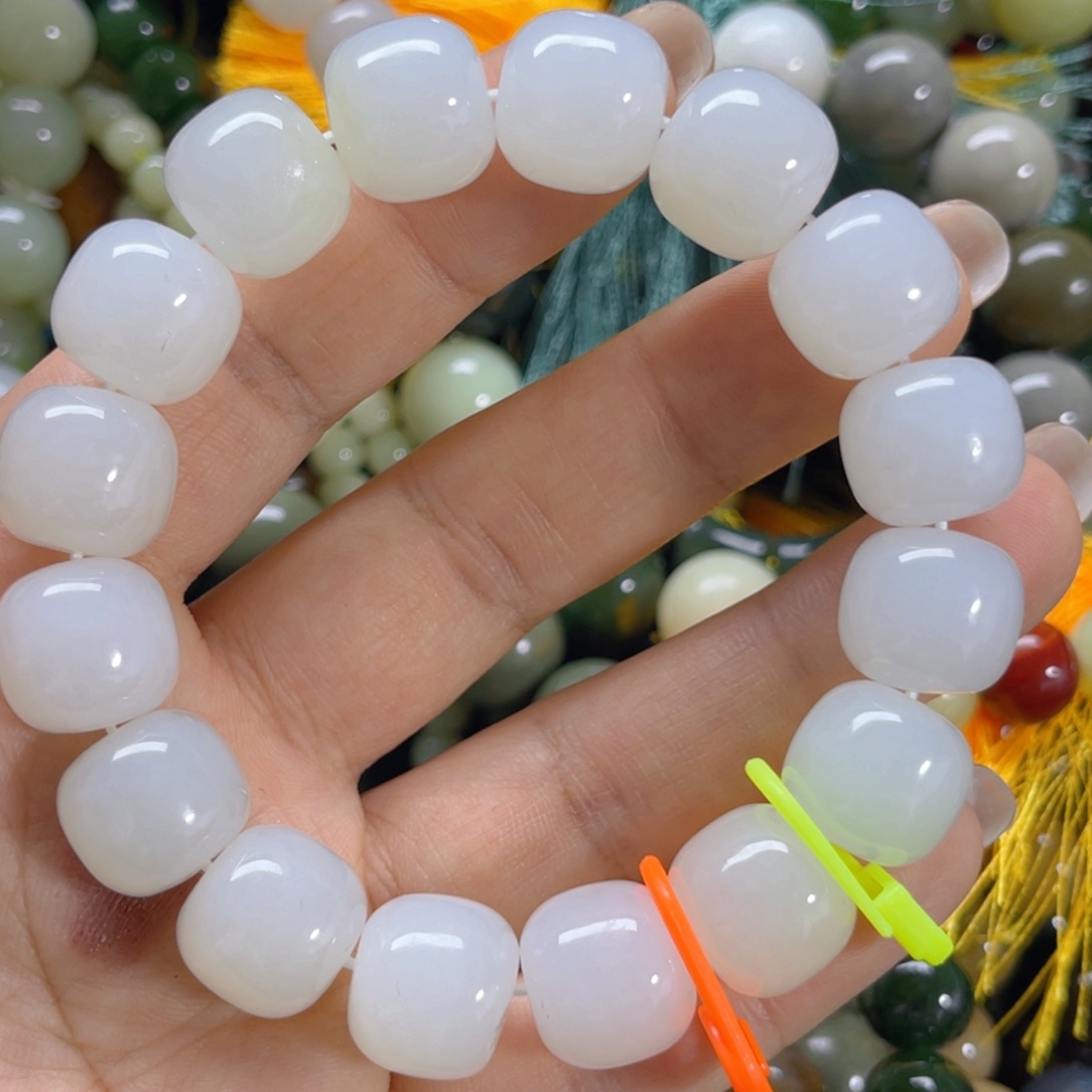 手链未镶嵌和田玉