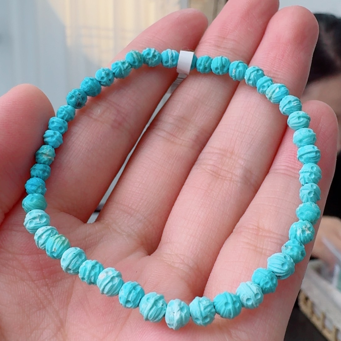 未镶嵌绿松石珠宝奇石