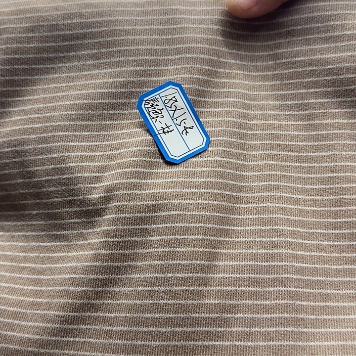 德容1.5长 颜色不一样