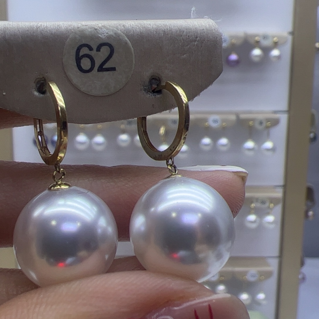 淡水珍珠耳饰18K金镶嵌
