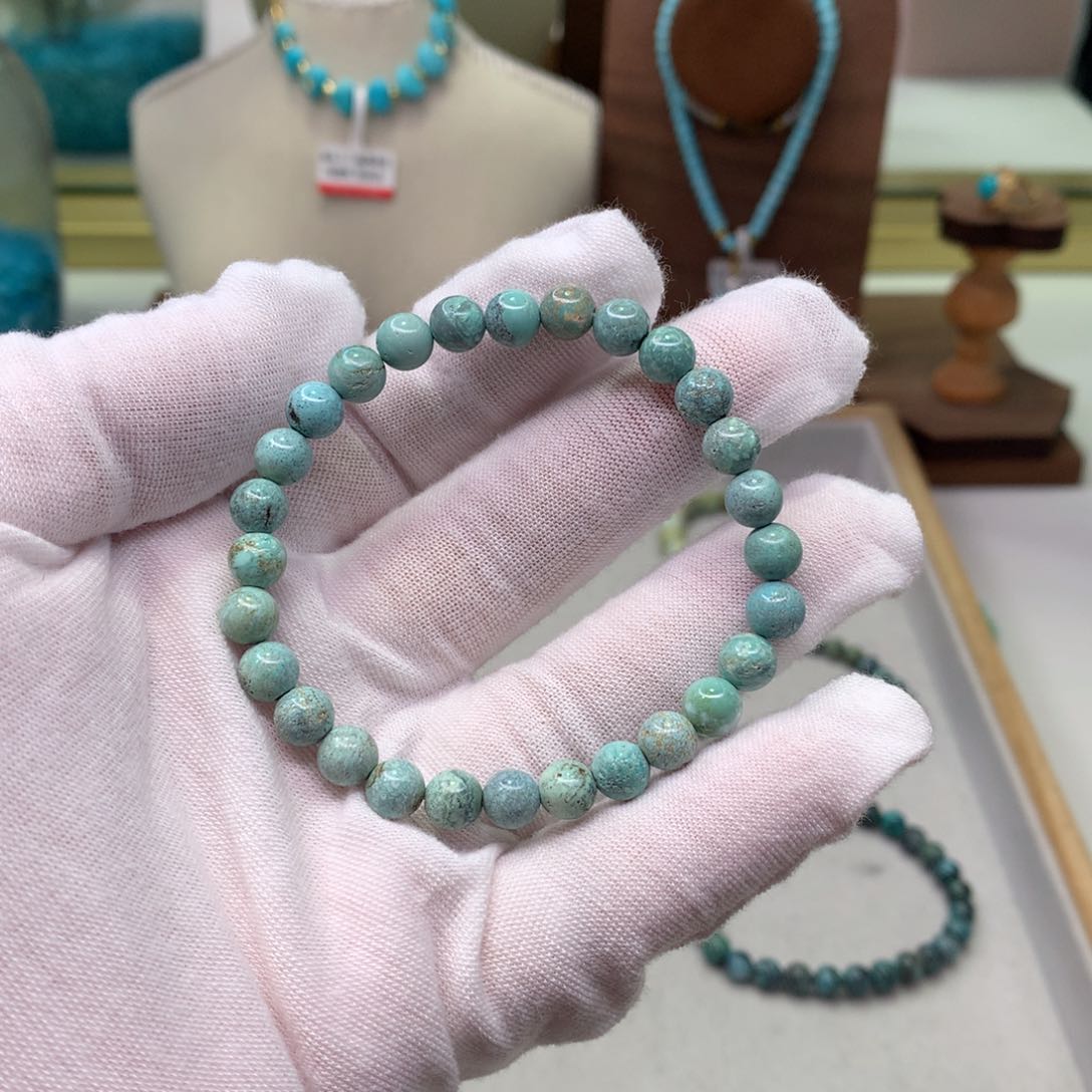 绿松石配饰未镶嵌