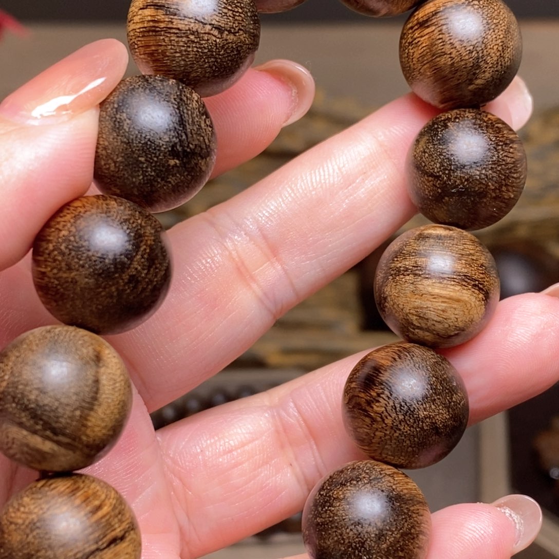 沉香手串越南芽庄白棋楠瘤疤1.6