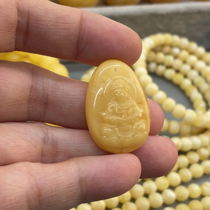 琥珀未镶嵌裸石蜜蜡