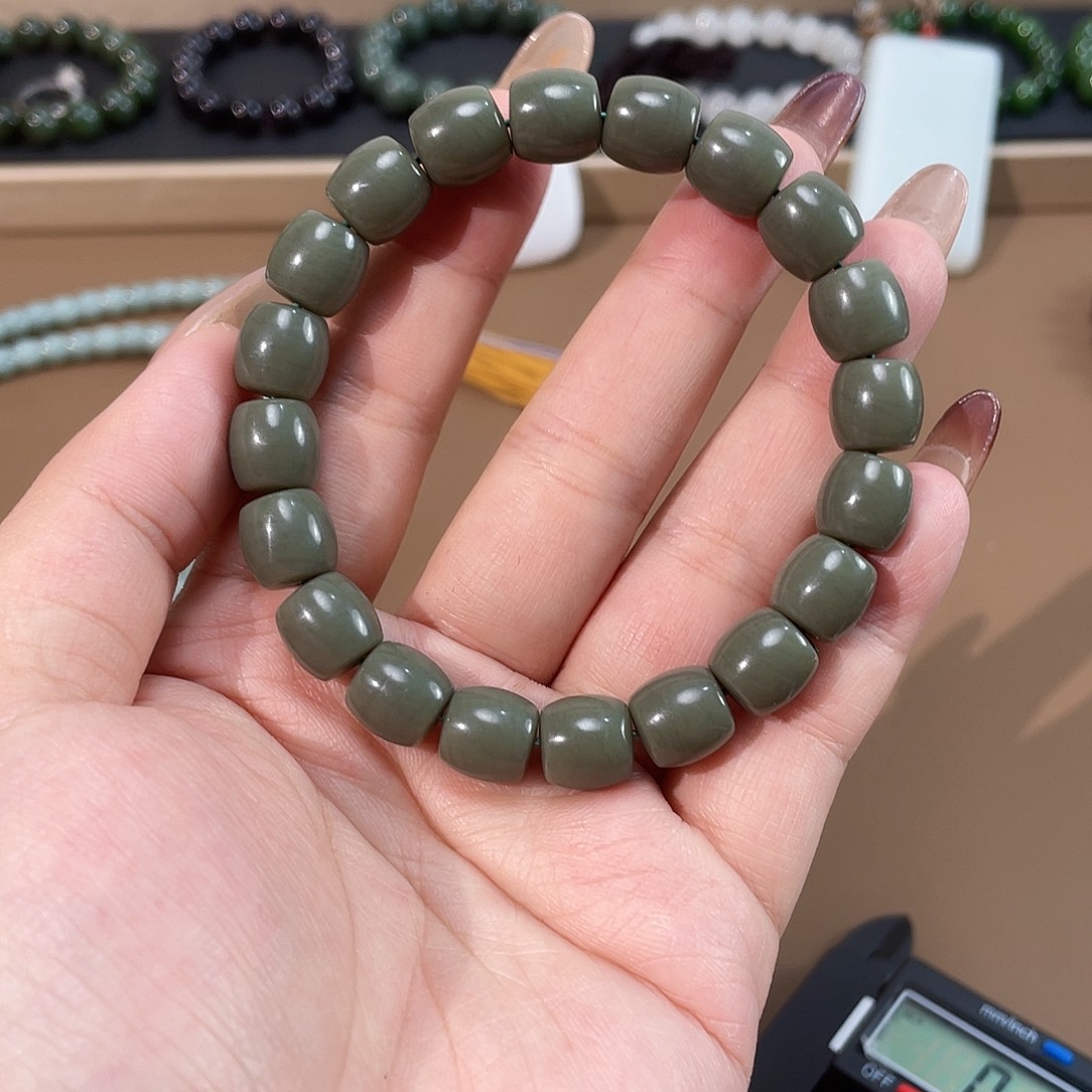 和田玉手链未镶嵌10