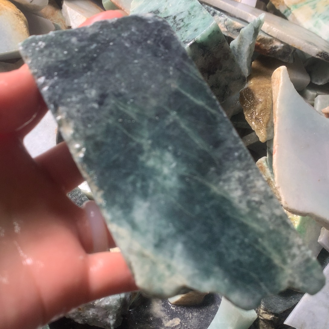 翡翠颈饰未镶嵌缅甸翡翠