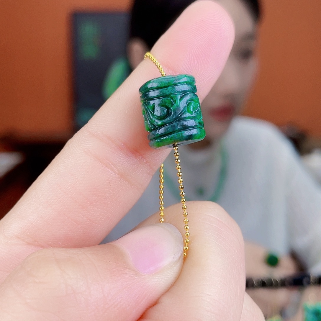 翡翠未镶嵌耳饰饰品