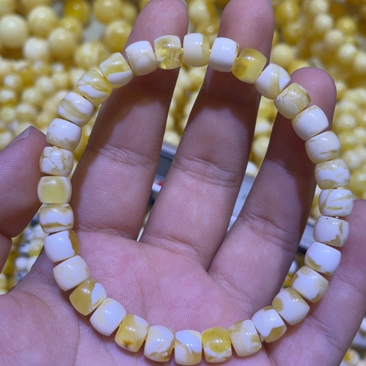 蜜蜡未镶嵌珠宝奇石7.3m