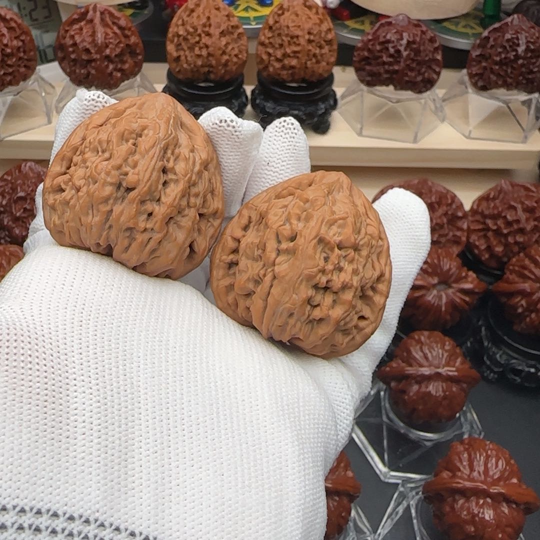 文玩核桃吊坠41全品虎头王