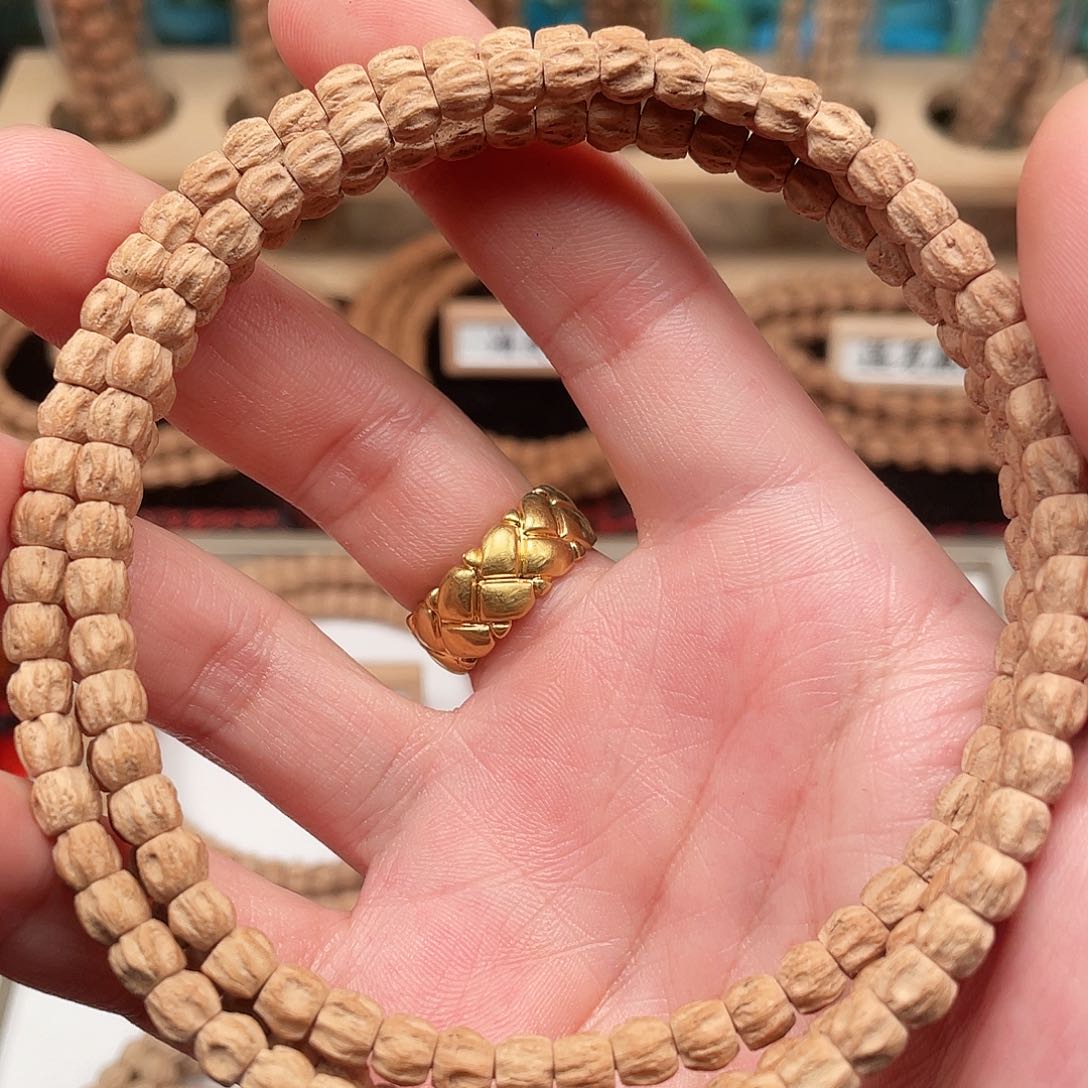 柏香籽/百香籽吊坠麻皮莲花鬼