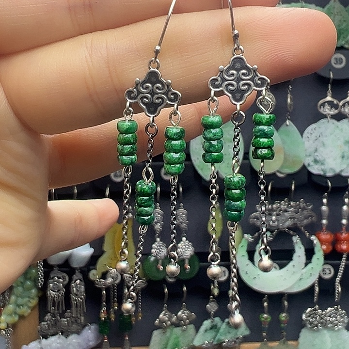 云***牛翡翠银S925镶嵌耳饰