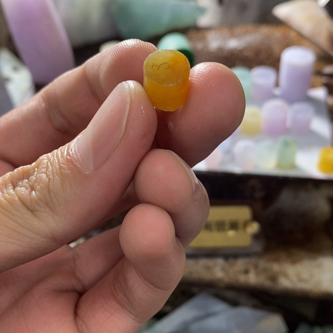 桃***子定制翡翠未镶嵌定制