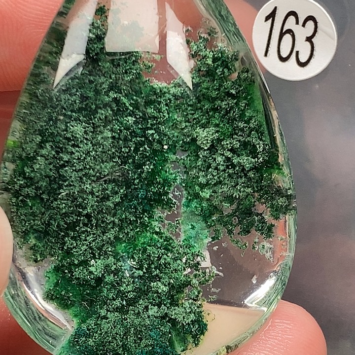 艾***文水晶颈饰未镶嵌天然