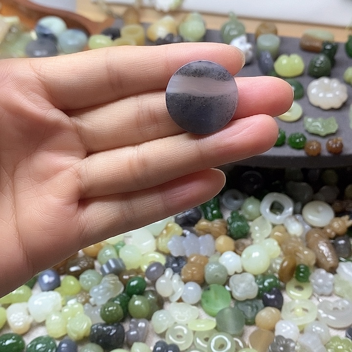 未镶嵌和田玉挂件平安牌