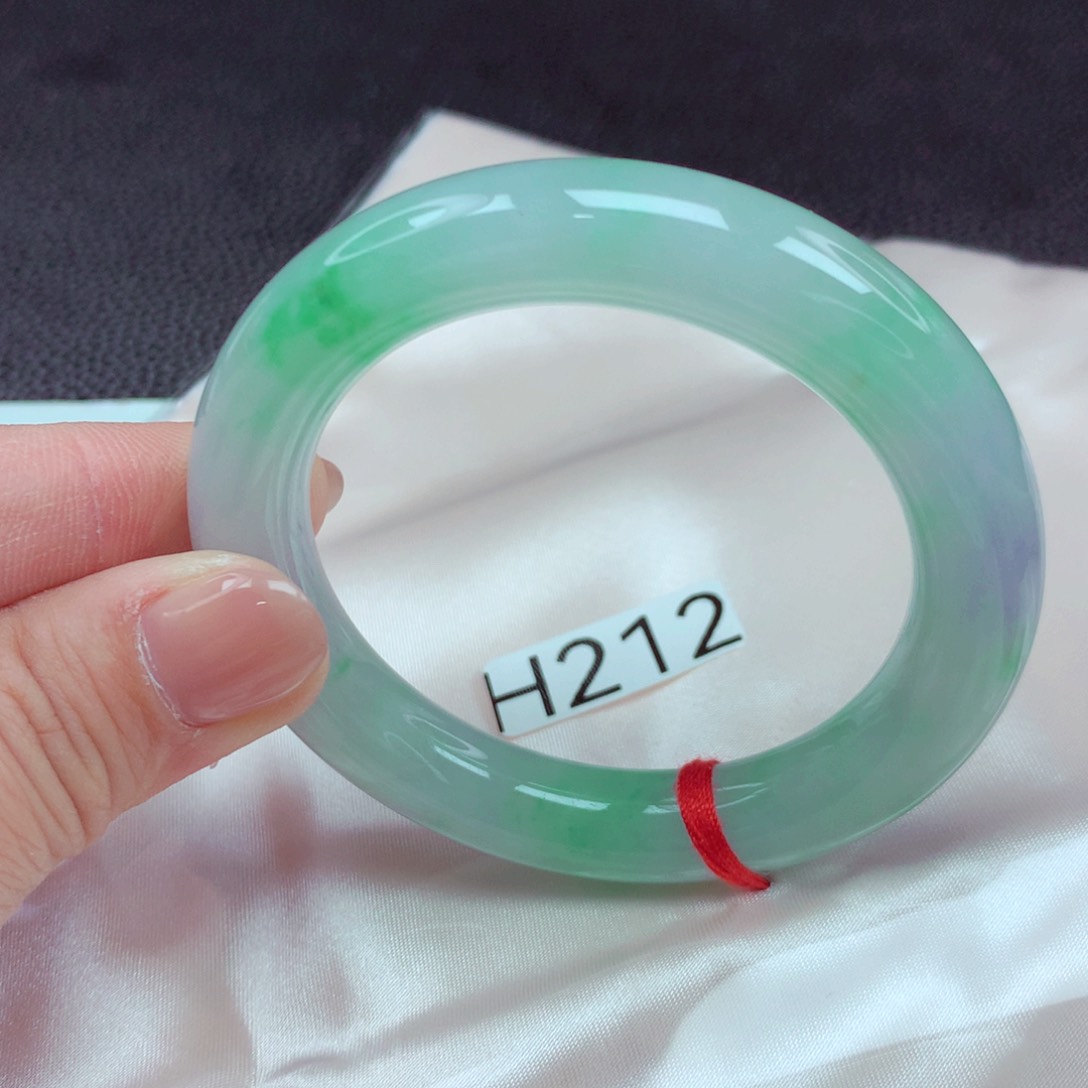 翡翠手镯未镶嵌手镯88