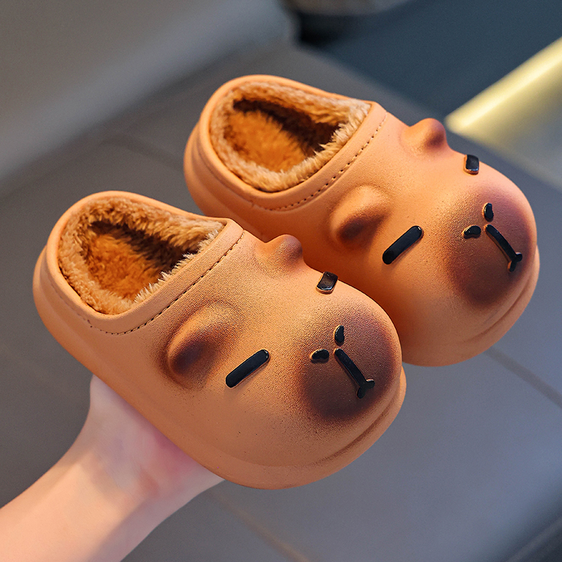 2025卡皮巴拉儿童棉拖鞋踩屎感男童冬季可爱防滑室内洗澡软底
