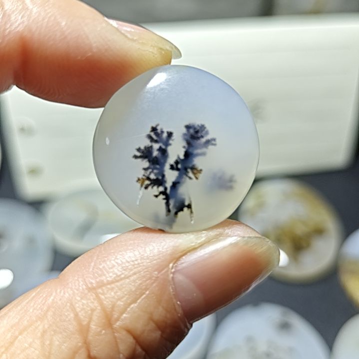 玛瑙/玉髓未镶嵌珠宝奇石