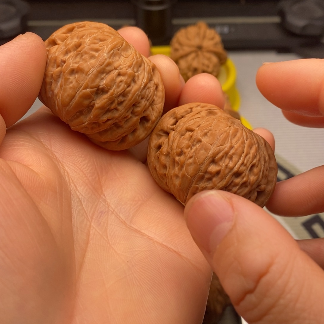 颜***术文玩核桃吊坠铁锤43.5